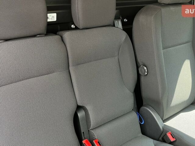 купить новое авто Опель Combo Cargo 2024 года от официального дилера OPEL VIPOS Опель фото