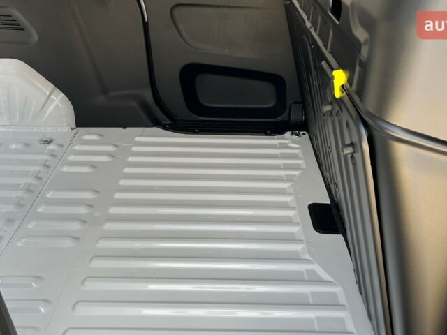 купить новое авто Опель Combo Cargo 2024 года от официального дилера OPEL VIPOS Опель фото