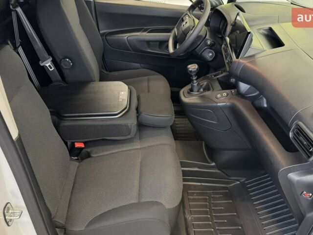 купить новое авто Опель Combo Cargo 2025 года от официального дилера Автомир Opel Опель фото