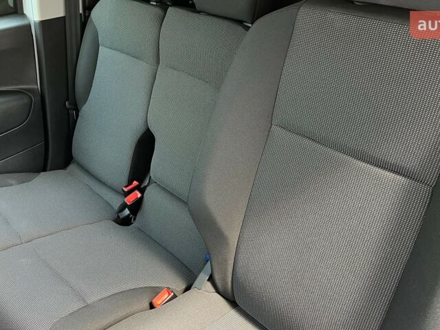 купить новое авто Опель Combo Cargo 2025 года от официального дилера OPEL VIPOS Опель фото