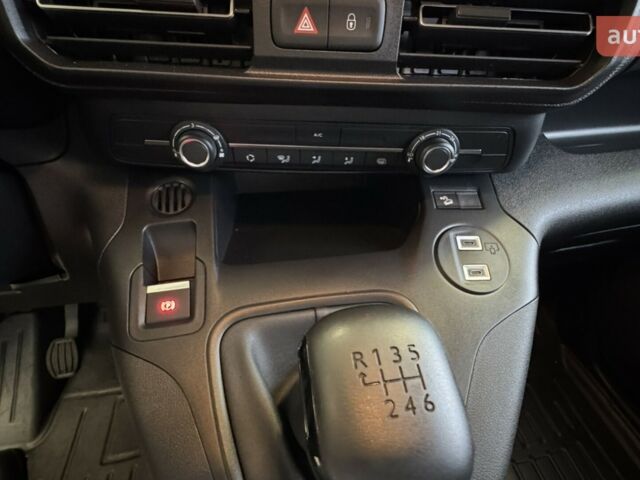 купить новое авто Опель Combo Cargo 2025 года от официального дилера Автомир Opel Опель фото