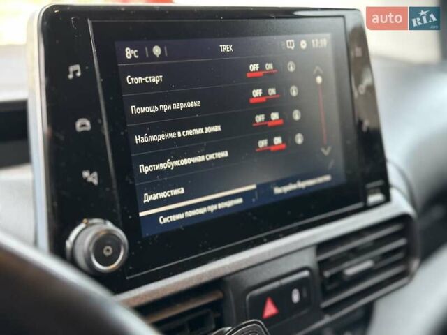 Серый Опель Combo Cargo, объемом двигателя 1.5 л и пробегом 300 тыс. км за 12500 $, фото 21 на Automoto.ua