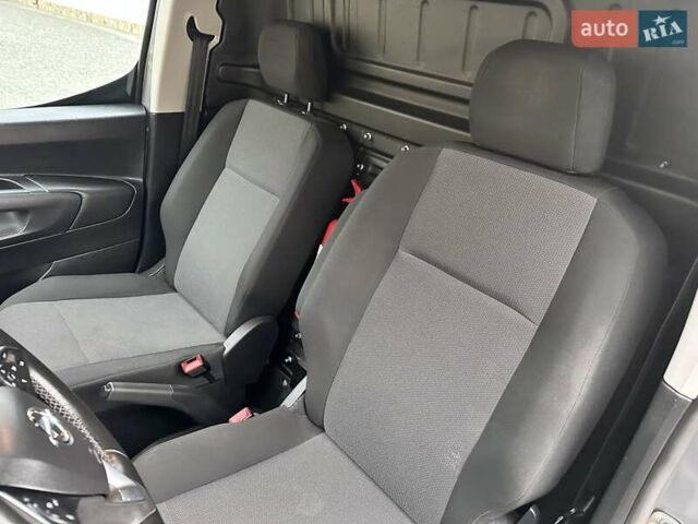 Серый Опель Combo Cargo, объемом двигателя 1.5 л и пробегом 300 тыс. км за 12500 $, фото 32 на Automoto.ua