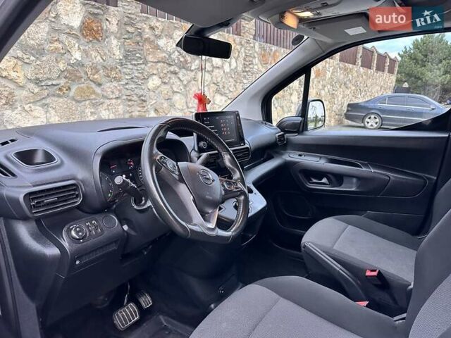 Серый Опель Combo Cargo, объемом двигателя 1.5 л и пробегом 300 тыс. км за 12500 $, фото 18 на Automoto.ua