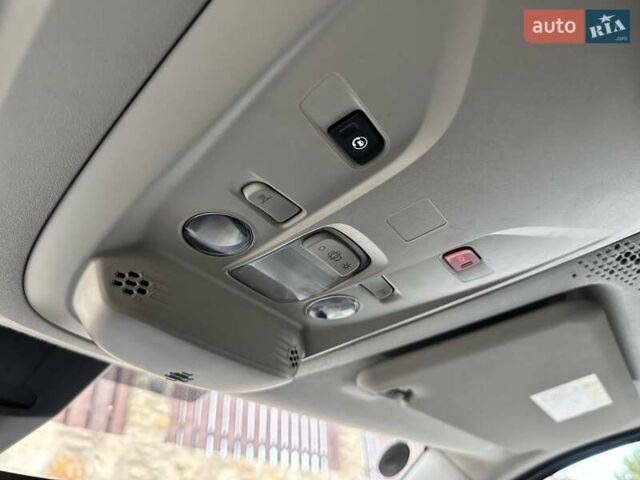 Серый Опель Combo Cargo, объемом двигателя 1.5 л и пробегом 300 тыс. км за 12500 $, фото 40 на Automoto.ua