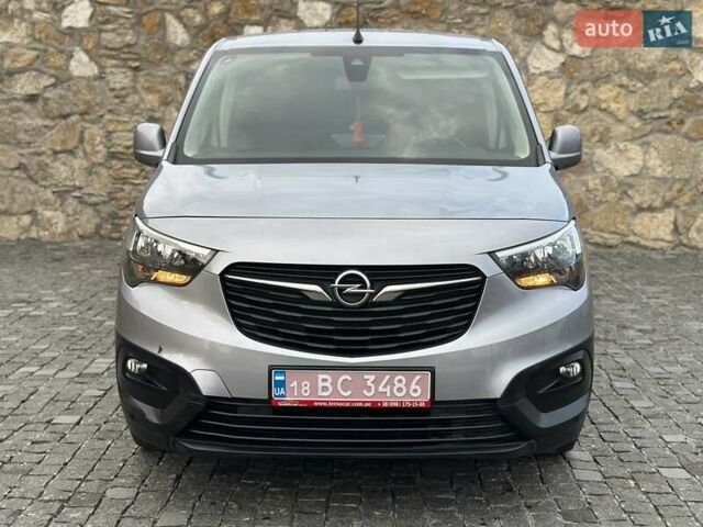 Серый Опель Combo Cargo, объемом двигателя 1.5 л и пробегом 300 тыс. км за 12500 $, фото 7 на Automoto.ua