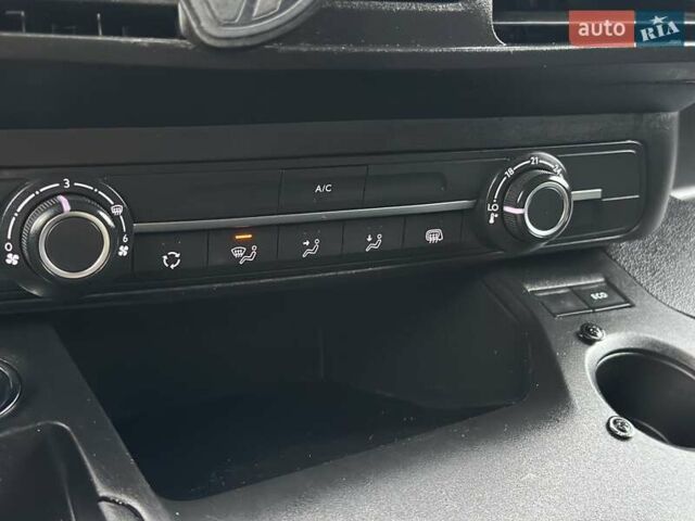 Серый Опель Combo Cargo, объемом двигателя 1.5 л и пробегом 300 тыс. км за 12500 $, фото 36 на Automoto.ua