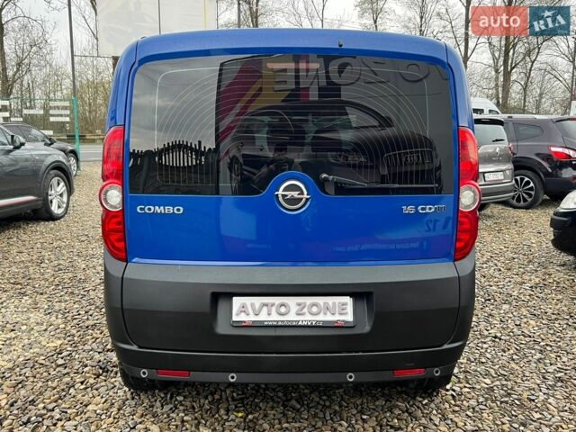 Синий Опель Combo Cargo, объемом двигателя 1.6 л и пробегом 193 тыс. км за 10200 $, фото 4 на Automoto.ua