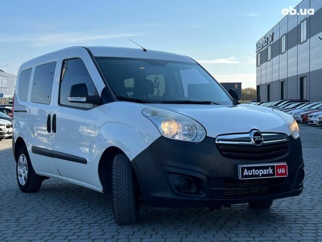 Опель Combo Life 2013 в Львове на Automoto.ua Белый Опель Combo Life, объемом двигателя 1.3 л и пробегом 242 тыс. км за 7990 $, фото 11 на Automoto.ua