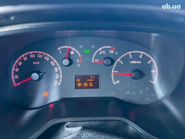 Опель Combo Life 2013 в Львове на Automoto.ua Белый Опель Combo Life, объемом двигателя 1.3 л и пробегом 242 тыс. км за 7990 $, фото 18 на Automoto.ua