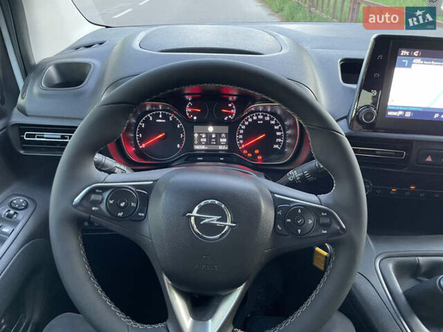 Білий Опель Combo Life, об'ємом двигуна 1.5 л та пробігом 142 тис. км за 16500 $, фото 13 на Automoto.ua