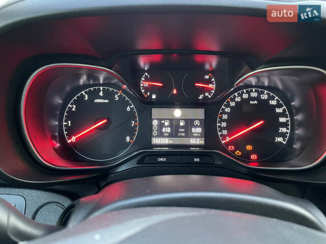 Білий Опель Combo Life, об'ємом двигуна 1.5 л та пробігом 142 тис. км за 16500 $, фото 14 на Automoto.ua