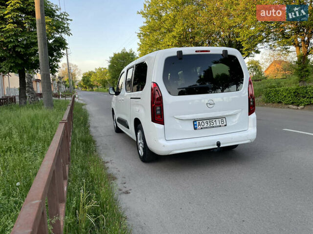 Білий Опель Combo Life, об'ємом двигуна 1.5 л та пробігом 142 тис. км за 16500 $, фото 11 на Automoto.ua