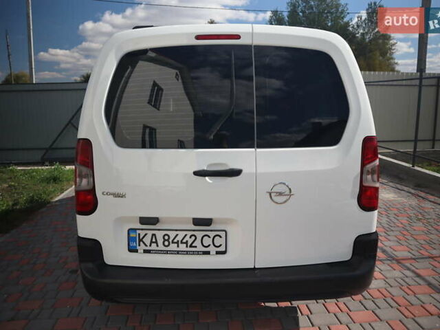 Білий Опель Combo Life, об'ємом двигуна 1.56 л та пробігом 106 тис. км за 18700 $, фото 11 на Automoto.ua