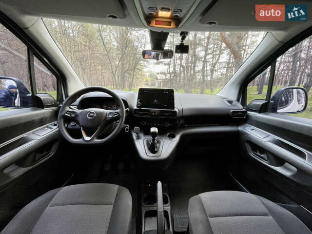 Белый Опель Combo Life, объемом двигателя 1.5 л и пробегом 78 тыс. км за 19500 $, фото 14 на Automoto.ua