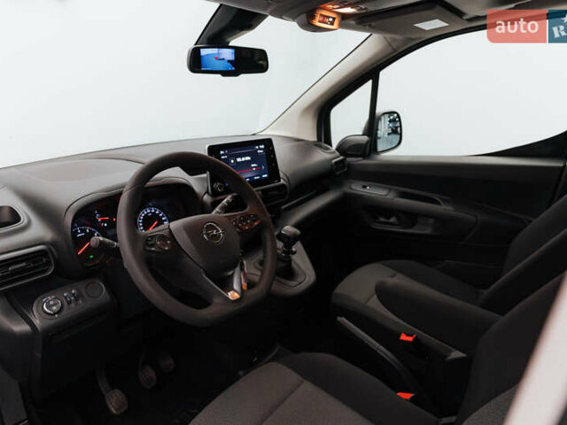 Білий Опель Combo Life, об'ємом двигуна 1.5 л та пробігом 23 тис. км за 20403 $, фото 3 на Automoto.ua