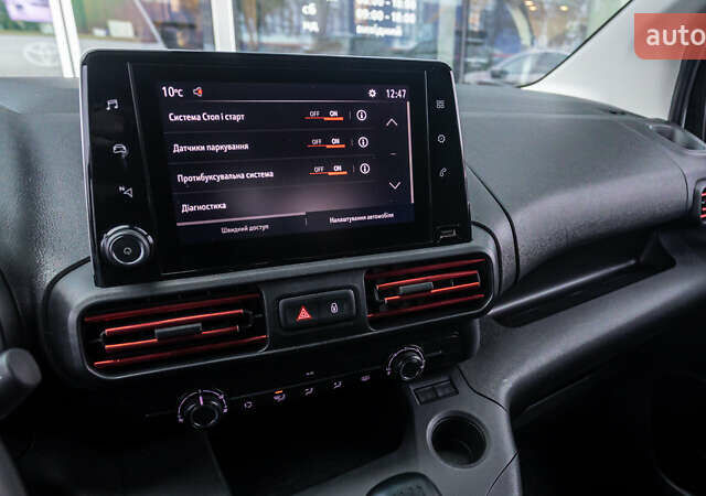 Белый Опель Combo Life, объемом двигателя 1.5 л и пробегом 112 тыс. км за 19020 $, фото 16 на Automoto.ua