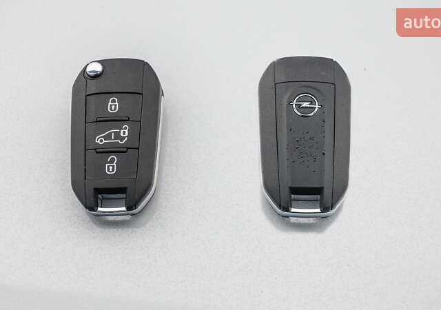 Белый Опель Combo Life, объемом двигателя 1.5 л и пробегом 112 тыс. км за 19020 $, фото 28 на Automoto.ua