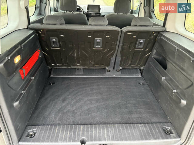 Бежевый Опель Combo Life, объемом двигателя 1.5 л и пробегом 188 тыс. км за 13500 $, фото 29 на Automoto.ua