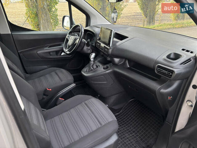 Бежевый Опель Combo Life, объемом двигателя 1.5 л и пробегом 188 тыс. км за 13500 $, фото 14 на Automoto.ua