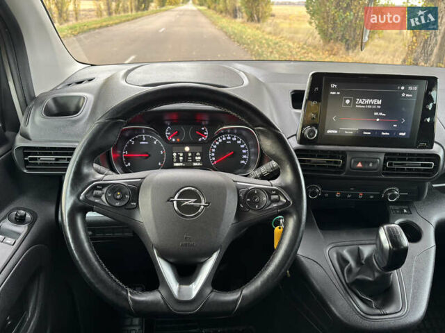 Бежевый Опель Combo Life, объемом двигателя 1.5 л и пробегом 188 тыс. км за 13500 $, фото 30 на Automoto.ua
