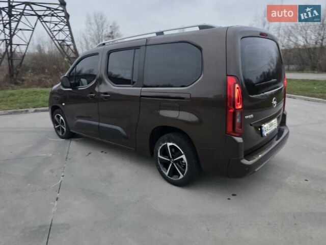 Коричневый Опель Combo Life, объемом двигателя 1.5 л и пробегом 54 тыс. км за 21500 $, фото 11 на Automoto.ua