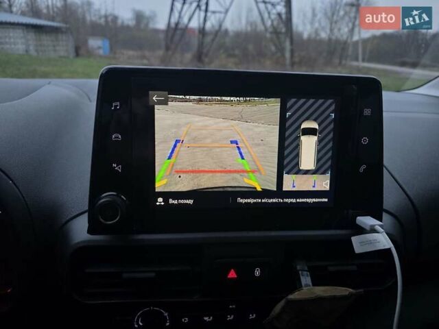 Коричневый Опель Combo Life, объемом двигателя 1.5 л и пробегом 54 тыс. км за 21500 $, фото 24 на Automoto.ua