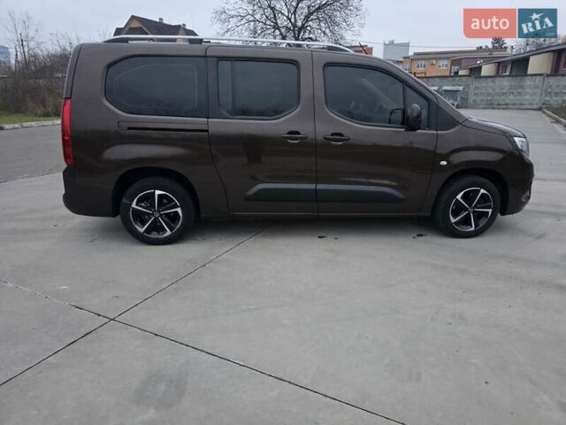 Коричневый Опель Combo Life, объемом двигателя 1.5 л и пробегом 54 тыс. км за 21500 $, фото 3 на Automoto.ua