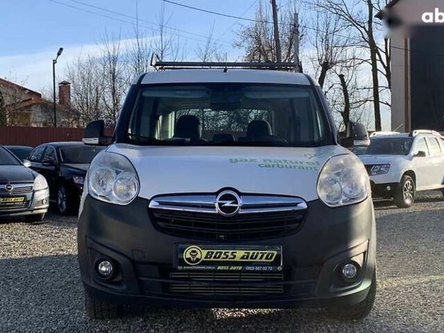Опель Combo Life, объемом двигателя 0 л и пробегом 123 тыс. км за 9000 $, фото 1 на Automoto.ua