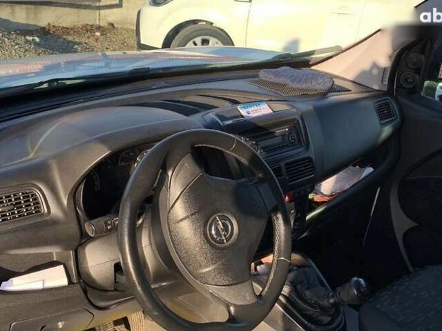 Опель Combo Life, объемом двигателя 0 л и пробегом 123 тыс. км за 9000 $, фото 7 на Automoto.ua