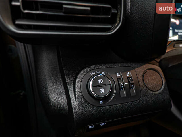 Опель Combo Life, объемом двигателя 1.5 л и пробегом 54 тыс. км за 20759 $, фото 14 на Automoto.ua