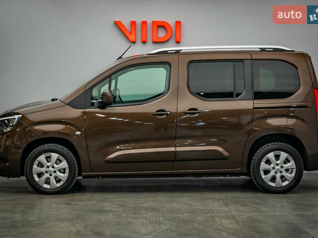 Опель Combo Life, объемом двигателя 1.5 л и пробегом 54 тыс. км за 20759 $, фото 2 на Automoto.ua