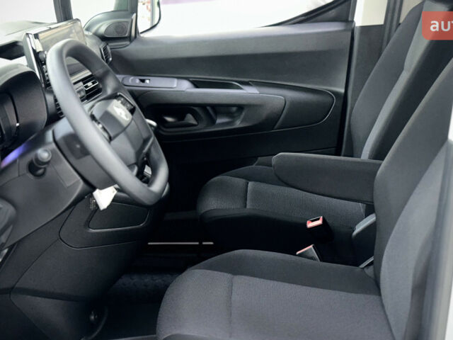 купить новое авто Опель Combo Life 2024 года от официального дилера Автомир Опель фото