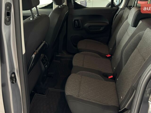 Опель Combo Life, объемом двигателя 1.5 л и пробегом 0 тыс. км за 28523 $, фото 17 на Automoto.ua