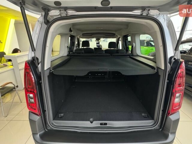 купить новое авто Опель Combo Life 2025 года от официального дилера Автомир Opel Опель фото