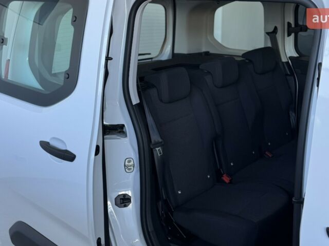 Опель Combo Life, объемом двигателя 1.5 л и пробегом 0 тыс. км за 23999 $, фото 7 на Automoto.ua