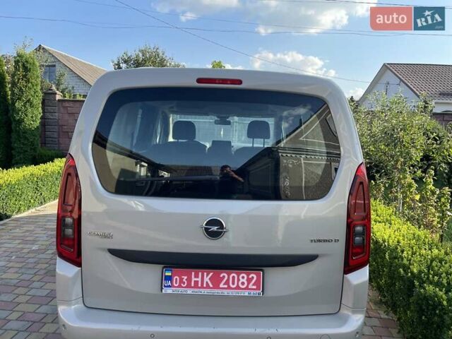 Сірий Опель Combo Life, об'ємом двигуна 0 л та пробігом 183 тис. км за 12300 $, фото 8 на Automoto.ua