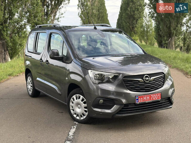 Сірий Опель Combo Life, об'ємом двигуна 1.5 л та пробігом 171 тис. км за 14700 $, фото 3 на Automoto.ua
