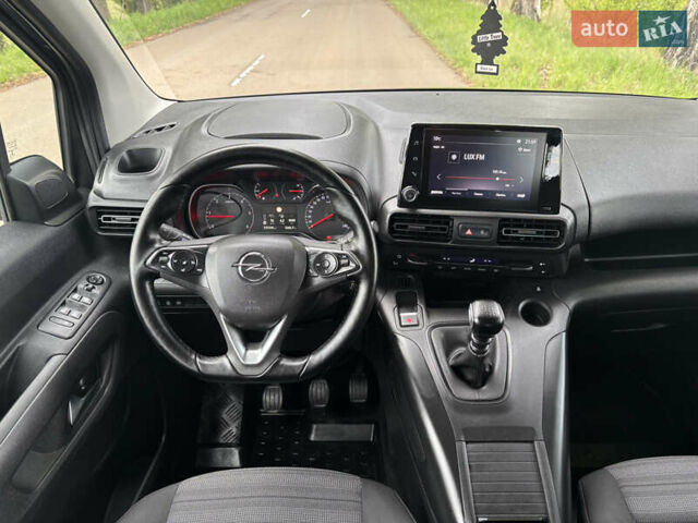 Сірий Опель Combo Life, об'ємом двигуна 1.5 л та пробігом 171 тис. км за 14700 $, фото 24 на Automoto.ua