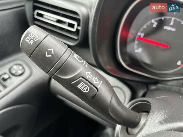 Сірий Опель Combo Life, об'ємом двигуна 1.5 л та пробігом 171 тис. км за 14700 $, фото 31 на Automoto.ua