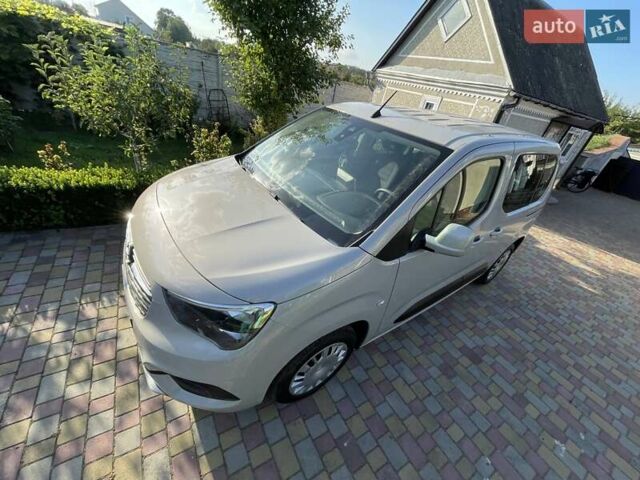 Сірий Опель Combo Life, об'ємом двигуна 0 л та пробігом 183 тис. км за 12300 $, фото 5 на Automoto.ua