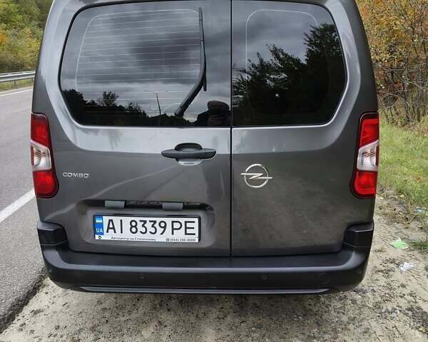 Сірий Опель Combo Life, об'ємом двигуна 1.5 л та пробігом 54 тис. км за 23200 $, фото 3 на Automoto.ua