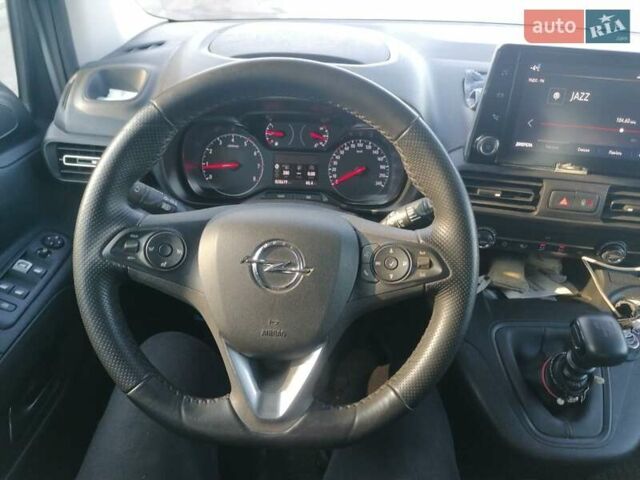 Серый Опель Combo Life, объемом двигателя 1.5 л и пробегом 32 тыс. км за 23332 $, фото 21 на Automoto.ua