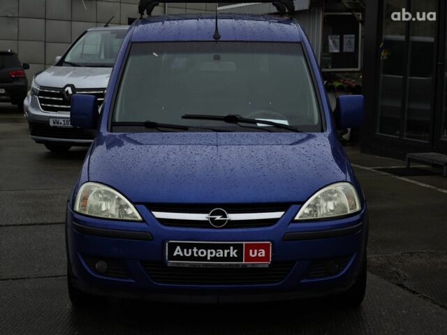 Синий Опель Combo Life, объемом двигателя 1.7 л и пробегом 353 тыс. км за 4690 $, фото 1 на Automoto.ua