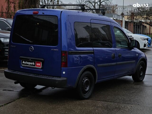 Синий Опель Combo Life, объемом двигателя 1.7 л и пробегом 353 тыс. км за 4690 $, фото 6 на Automoto.ua