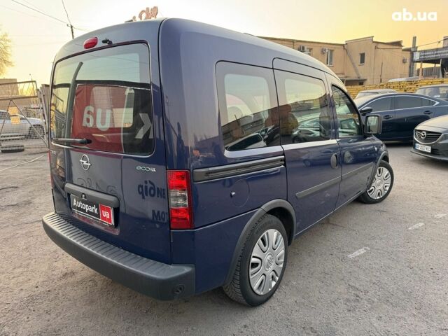 Синий Опель Combo Life, объемом двигателя 1.6 л и пробегом 119 тыс. км за 5990 $, фото 4 на Automoto.ua