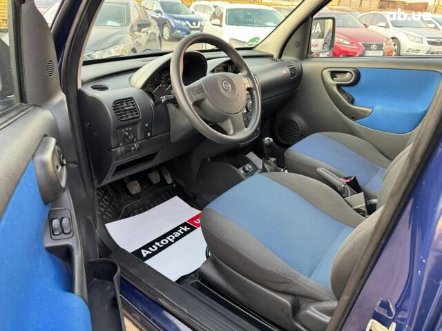Синий Опель Combo Life, объемом двигателя 1.6 л и пробегом 119 тыс. км за 5990 $, фото 8 на Automoto.ua