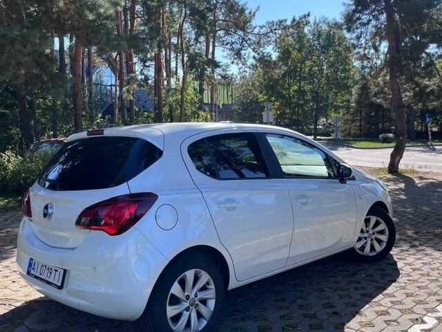 Белый Опель Corsa-e, объемом двигателя 1.4 л и пробегом 147 тыс. км за 9000 $, фото 3 на Automoto.ua