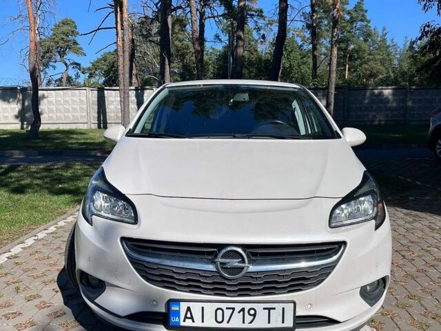 Белый Опель Corsa-e, объемом двигателя 1.4 л и пробегом 147 тыс. км за 9000 $, фото 6 на Automoto.ua