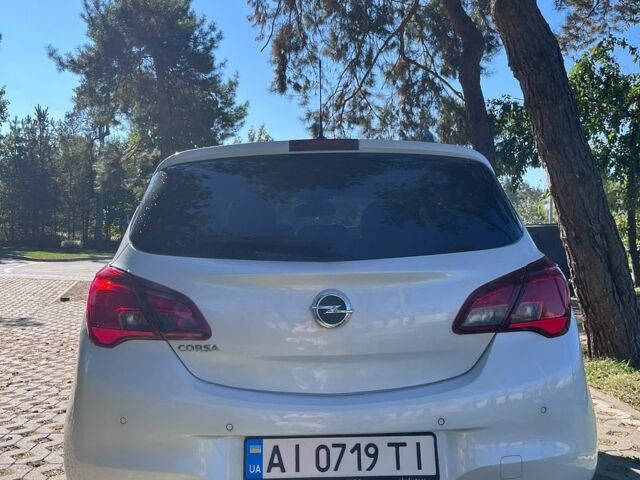 Белый Опель Corsa-e, объемом двигателя 1.4 л и пробегом 147 тыс. км за 9000 $, фото 4 на Automoto.ua